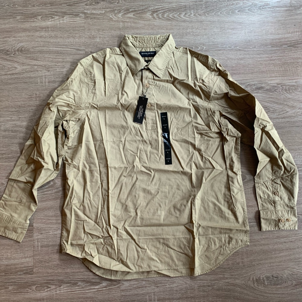 Banana Republic Organic Cotton Pop Over Shirt in Beige, Men’s Large